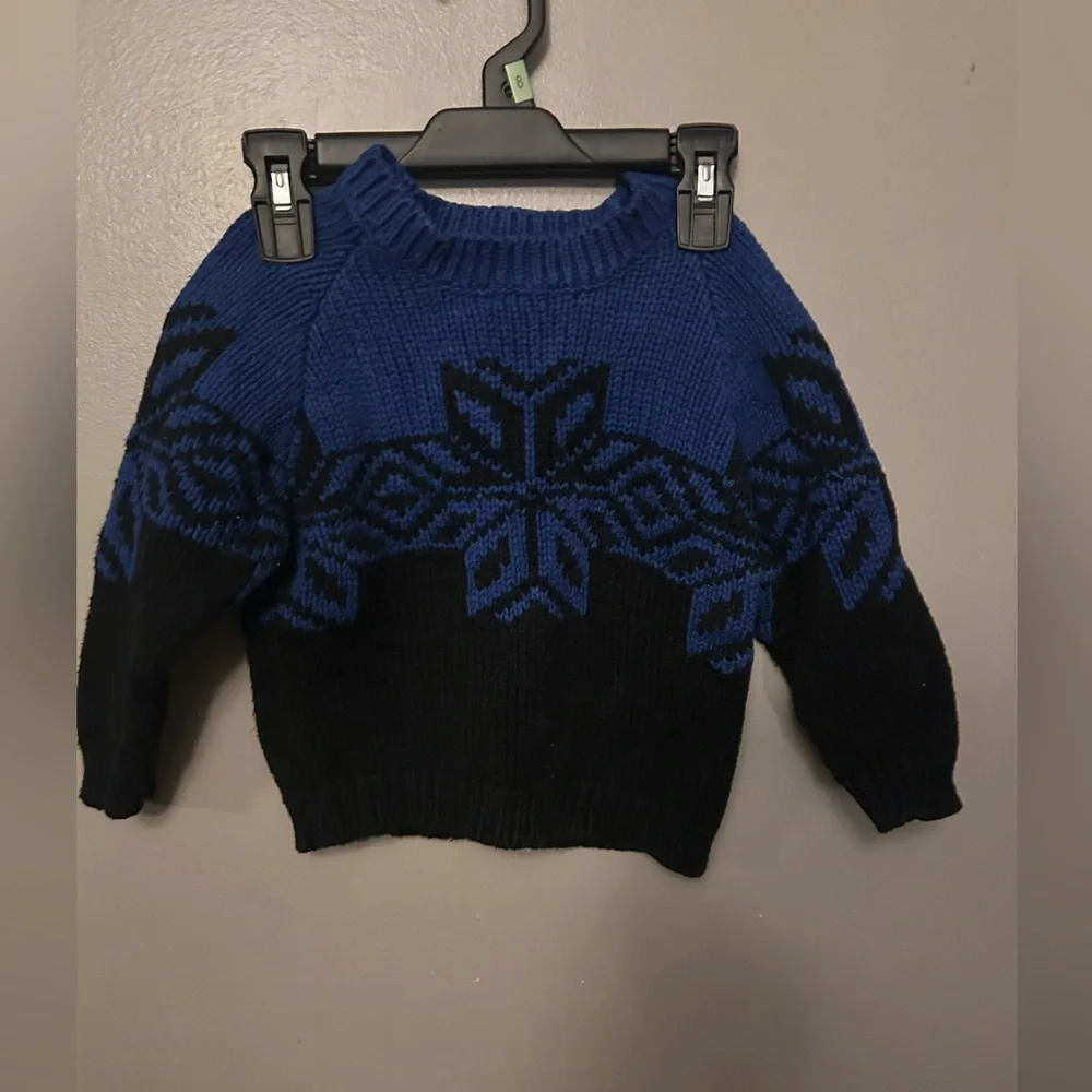 Vintage Baby Gap sweater - blue/black snowflake print 100% cotton